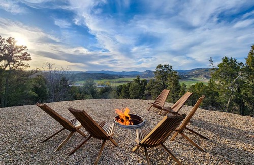 Orderville House | 242 m² House ∙ 4 bedrooms ∙ 12 guests