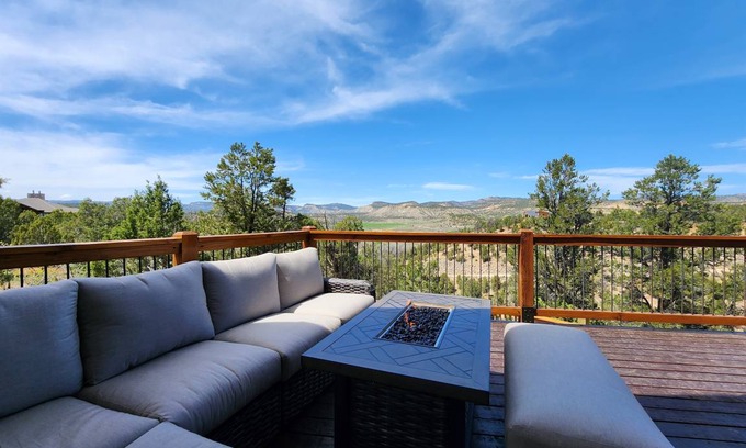 Orderville House | 214 m² House ∙ 3 bedrooms ∙ 10 guests