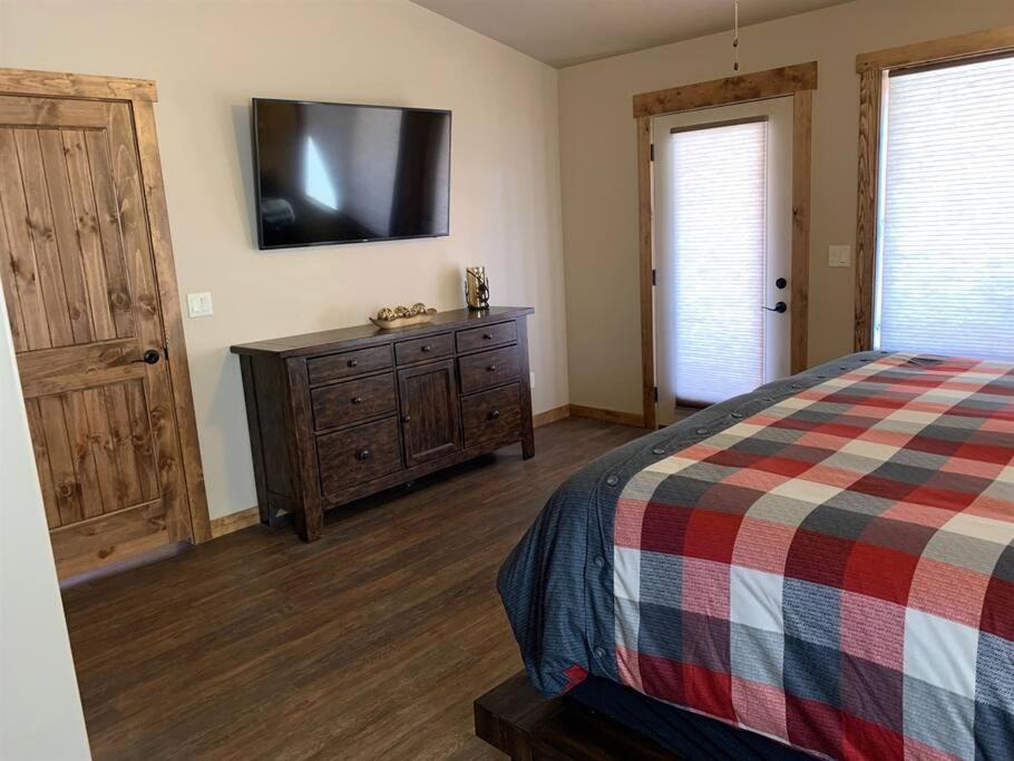 Photo of Bedroom in Orderville